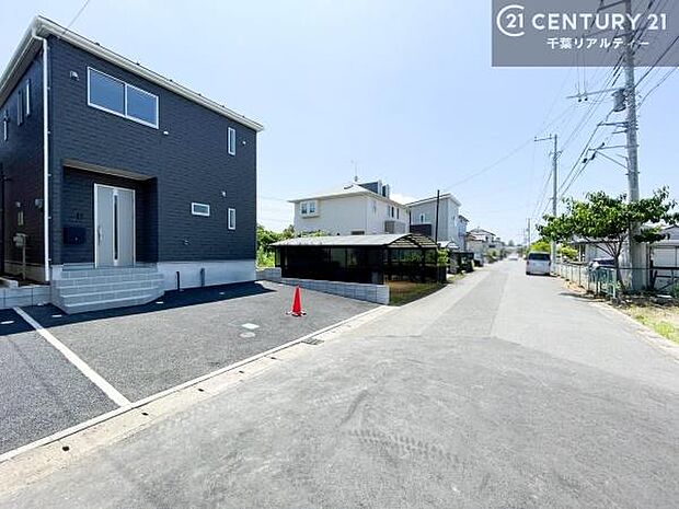 周辺環境や、お客様のご希望に合った物件も一緒にご案内を致します。住宅ローンアドバイザーによるご相談も承ります。当社はお問い合わせに即対応します!お待たせしません!