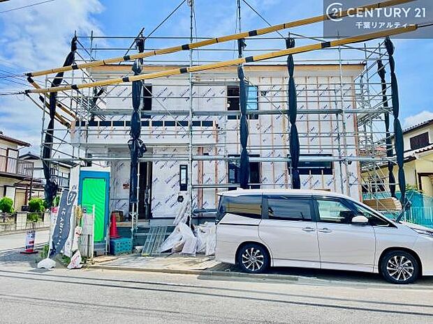 建築途中だからこそ分かる構造のしっかりさ。完成後は理想の住まいとしてお迎えします。これから仕上がる内装にも注目！新生活が楽しみになる住まいです。【現地販売会開催中】