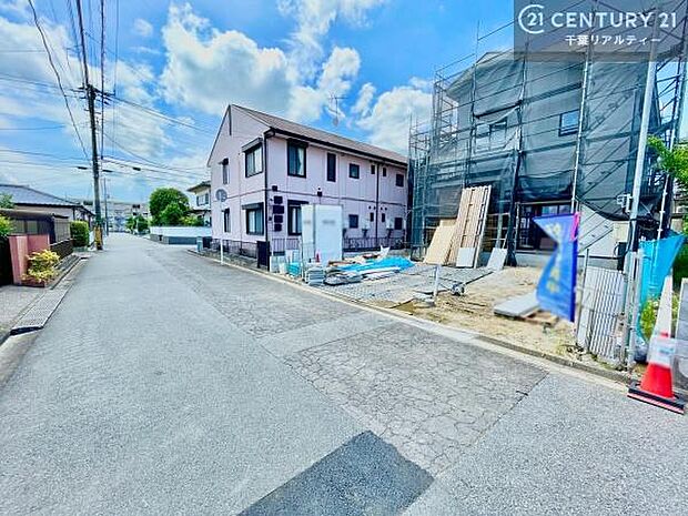 周辺環境や、お客様のご希望に合った物件も一緒にご案内を致します。住宅ローンアドバイザーによるご相談も承ります。当社はお問い合わせに即対応します!お待たせしません!