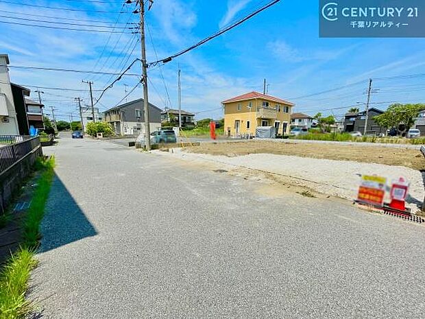 周辺環境や、お客様のご希望に合った物件も一緒にご案内を致します。住宅ローンアドバイザーによるご相談も承ります。当社はお問い合わせに即対応します！お待たせしません！