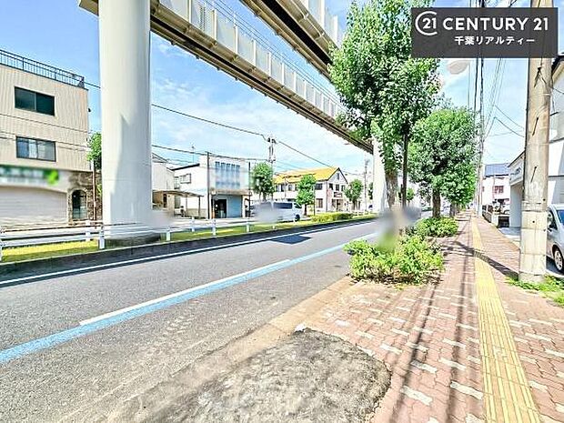周辺環境や、お客様のご希望に合った物件も一緒にご案内を致します。住宅ローンアドバイザーによるご相談も承ります。当社はお問い合わせに即対応します!お待たせしません!