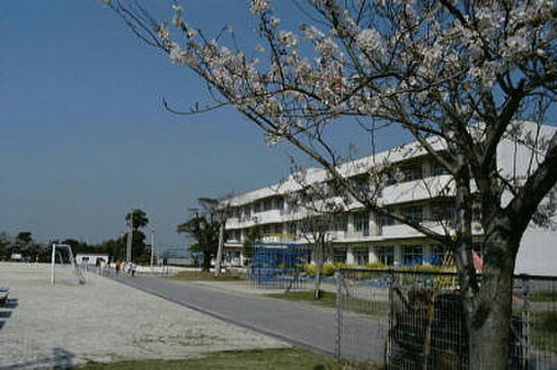 袖ケ浦市立奈良輪小学校まで1717m