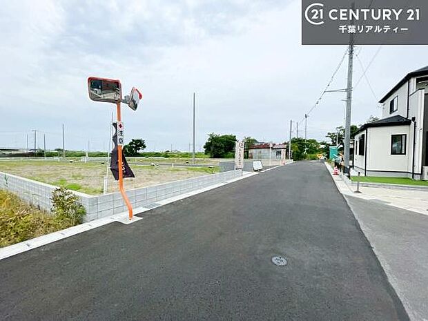 【現地販売会開催中】周辺環境や、お客様のご希望に合った物件も一緒にご案内を致します。住宅ローンアドバイザーによるご相談も承ります。当社はお問い合わせに即対応します!お待たせしません!