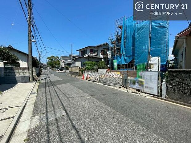 周辺環境や、お客様のご希望に合った物件も一緒にご案内を致します。住宅ローンアドバイザーによるご相談も承ります。当社はお問い合わせに即対応します!お待たせしません!