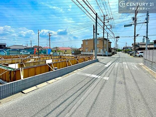 周辺環境や、お客様のご希望に合った物件も一緒にご案内を致します。住宅ローンアドバイザーによるご相談も承ります。当社はお問い合わせに即対応します！お待たせしません！