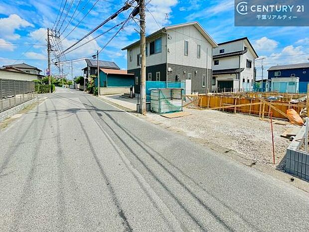 周辺環境や、お客様のご希望に合った物件も一緒にご案内を致します。住宅ローンアドバイザーによるご相談も承ります。当社はお問い合わせに即対応します!お待たせしません!
