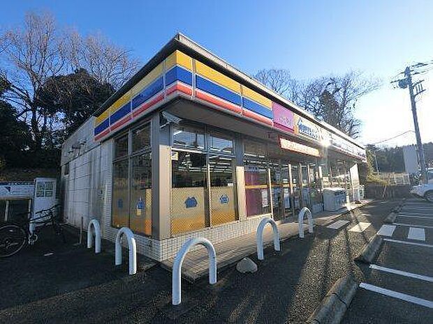 ミニストップ市原桜台店まで624m