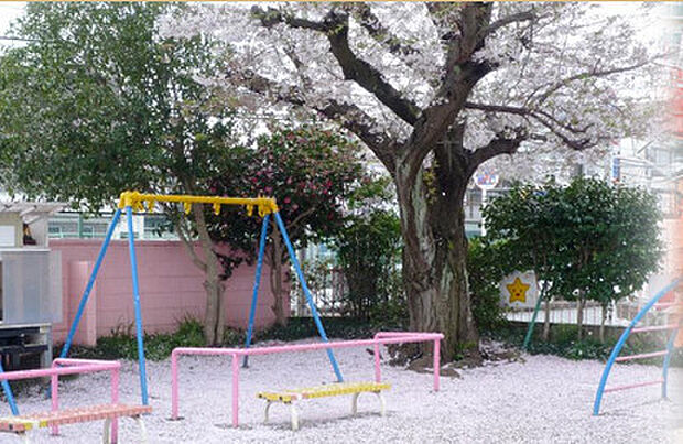 花園幼稚園まで500m