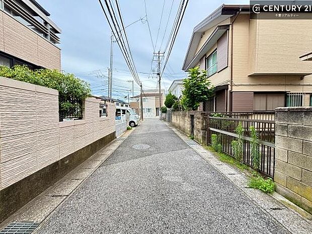 心ゆくまで現地をご覧いただけるよう、即日案内のご用意も整えております。お気軽にお問い合わせの上、理想の暮らしへの一歩をお進めください！
