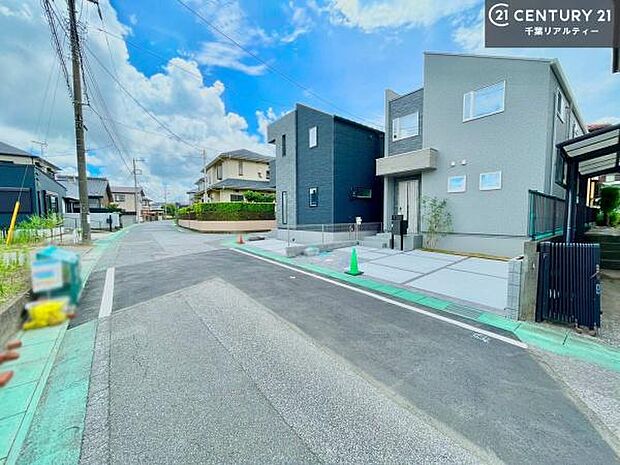 心ゆくまで現地をご覧いただけるよう、即日案内のご用意も整えております。お気軽にお問い合わせの上、理想の暮らしへの一歩をお進めください！