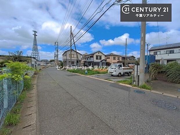 周辺環境や、お客様のご希望に合った物件も一緒にご案内を致します。住宅ローンアドバイザーによるご相談も承ります。当社はお問い合わせに即対応します!お待たせしません!