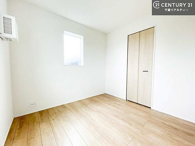 シンプルでレイアウトしやすい洋室は、お子様のお部屋としても最適。成長に合わせて柔軟にお使いいただけます。