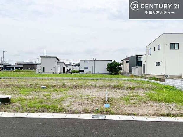 【現地販売会開催中】「まずは資料だけ！見学はまだいいかな。」というお客様も大歓迎です！センチュリー21千葉リアルティーは、全てのお客様を全力でサポートさせて頂きます。ぜひ一度、お問合せください。