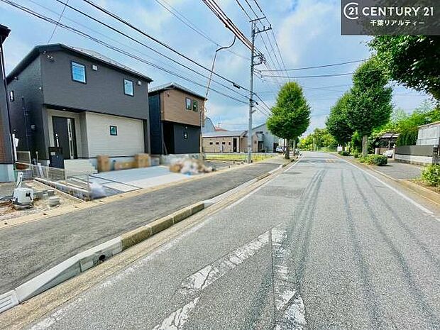 周辺環境や、お客様のご希望に合った物件も一緒にご案内を致します。住宅ローンアドバイザーによるご相談も承ります。当社はお問い合わせに即対応します！お待たせしません！