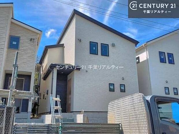 間もなく完成です！完成が楽しみですね。周辺環境や他物件もまとめてご案内可能です！不動産の事ならどんな事でもお気軽にご相談ください。