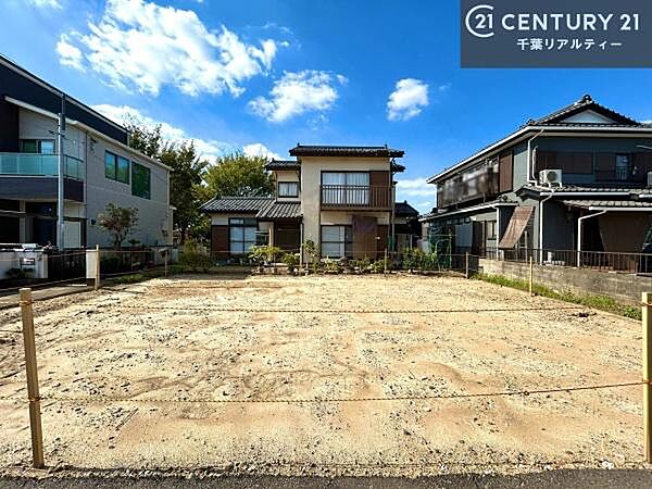 更地渡しとなります！ご案内が可能です。連絡いただければ、今すぐのご見学ができますのでお気軽にお問い合わせください。