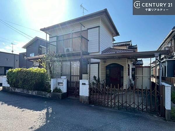 建築条件なし・更地渡しのため、お好きなハウスメーカーや工務店で理想の住まいを自由にプランニングできます。解体費用の心配がなく、すぐに建築計画をスタートできるのも嬉しいポイント！