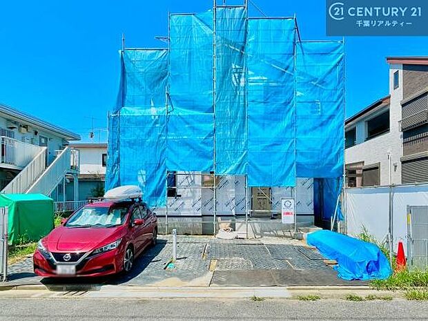 建築途中だからこそ分かる構造のしっかりさ。完成後は理想の住まいとしてお迎えします。これから仕上がる内装にも注目！新生活が楽しみになる住まいです。
