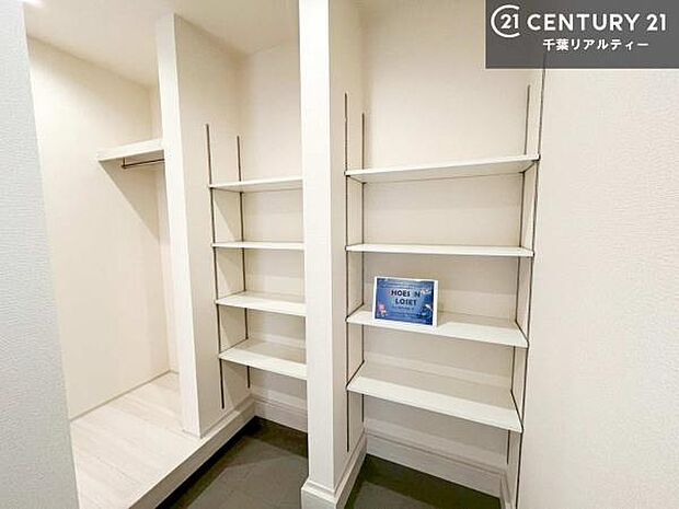 玄関収納付き!ベビーカーやアウトドアの道具がスッキリしまえます!取り出しもラクラク!整理整頓がしやすい!