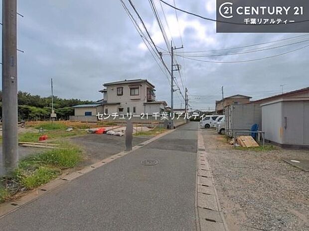 周辺環境や、お客様のご希望に合った物件も一緒にご案内を致します。住宅ローンアドバイザーによるご相談も承ります。当社はお問い合わせに即対応します!お待たせしません!