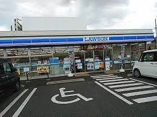 ローソン袖ヶ浦蔵波台四丁目店まで317m
