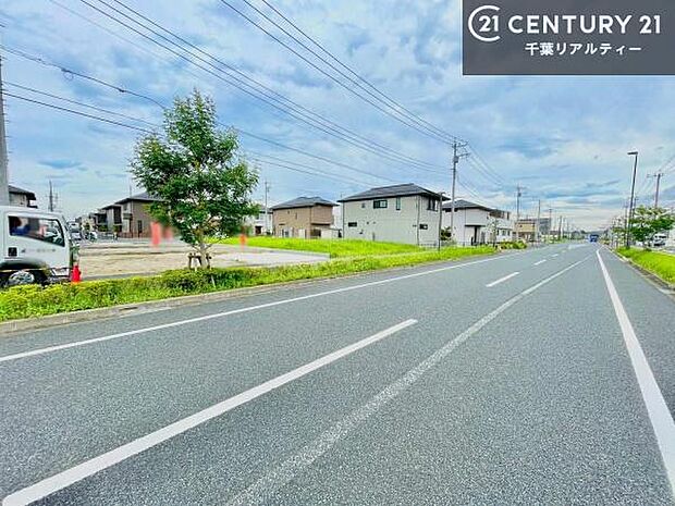 周辺環境や、お客様のご希望に合った物件も一緒にご案内を致します。住宅ローンアドバイザーによるご相談も承ります。当社はお問い合わせに即対応します!お待たせしません!