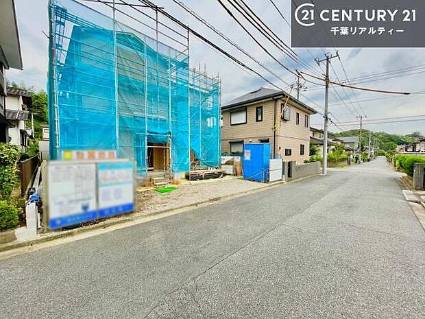 周辺環境や、お客様のご希望に合った物件も一緒にご案内を致します。住宅ローンアドバイザーによるご相談も承ります。当社はお問い合わせに即対応します!お待たせしません!