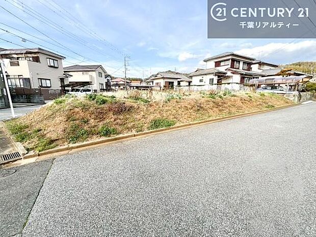 物件探しのご条件・ご要望・ご質問など、何なりと弊社スタッフまでお申し付けください!不動産に関することなら、どのようなことでも誠心誠意対応させて頂きます。