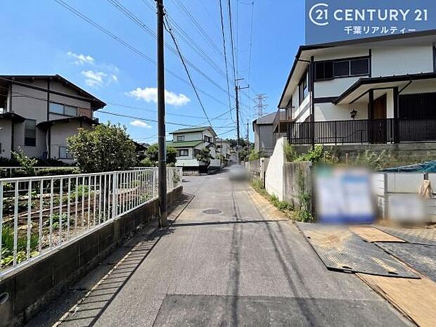 周辺環境や、お客様のご希望に合った物件も一緒にご案内を致します。住宅ローンアドバイザーによるご相談も承ります。当社はお問い合わせに即対応します!お待たせしません!