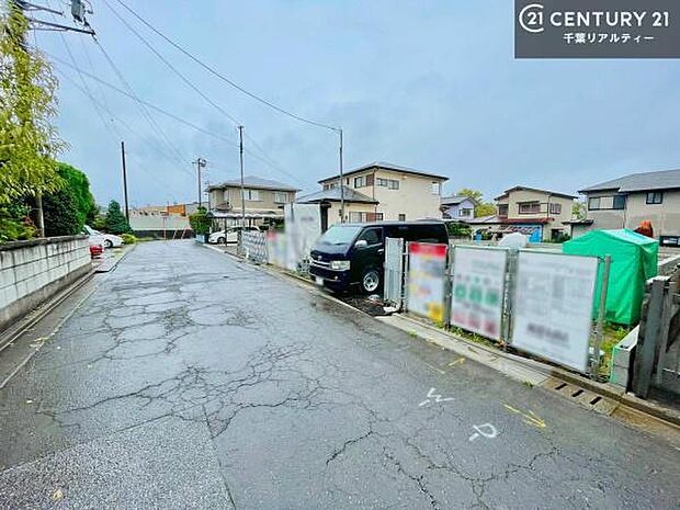 周辺環境や、お客様のご希望に合った物件も一緒にご案内を致します。住宅ローンアドバイザーによるご相談も承ります。当社はお問い合わせに即対応します!お待たせしません!