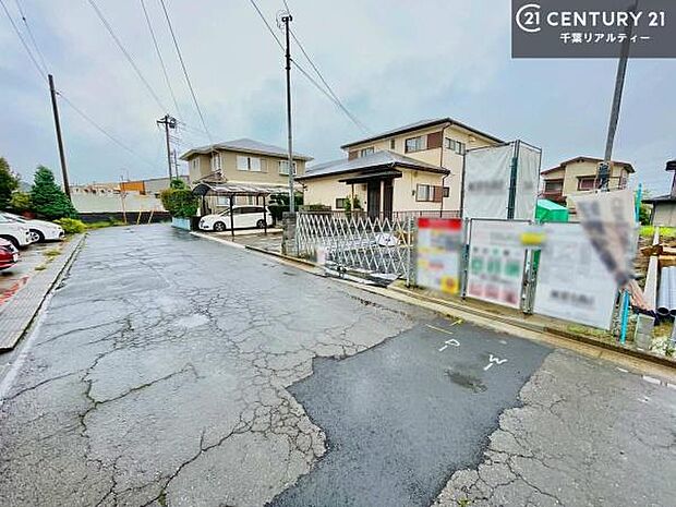 当日のご内覧も随時承っております!店舗駐車場完備&お子さまも楽しく過ごせるキッズスペースあり!ぜひご家族そろってお気軽にお越しください!