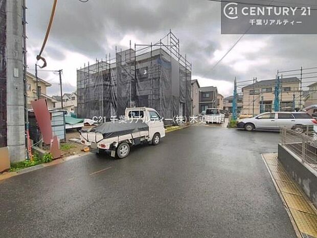 周辺環境や、お客様のご希望に合った物件も一緒にご案内を致します。住宅ローンアドバイザーによるご相談も承ります。当社はお問い合わせに即対応します!お待たせしません!