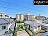 その他：落ち着きある住宅街です！周囲には高い建物がなく、空が広く開放感があり、陽当たりを大きく遮られることもありません！気持ちの良い風が通り抜ける街並みです！