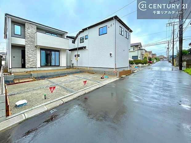 周辺環境や、お客様のご希望に合った物件も一緒にご案内を致します。住宅ローンアドバイザーによるご相談も承ります。当社はお問い合わせに即対応します!お待たせしません!
