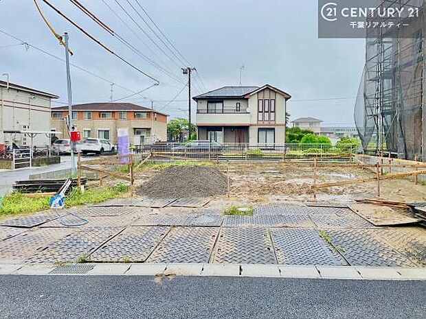 カースペース付きなのでマイカーをお持ちの方も安心ですね!ぜひ現地にてお確かめくださいませ!