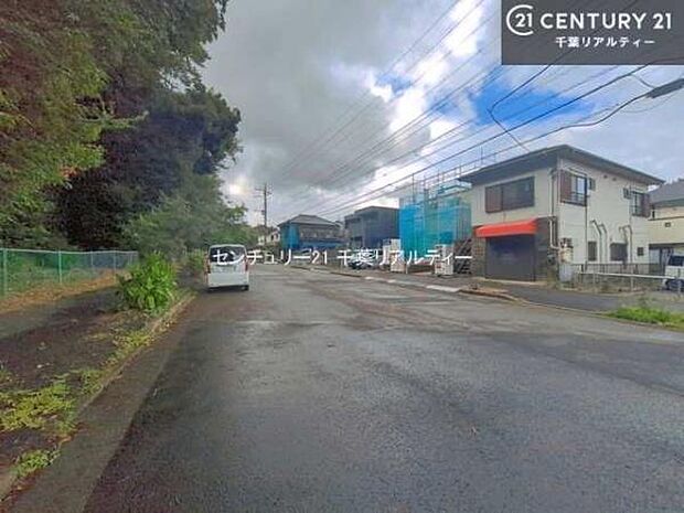 周辺環境や、お客様のご希望に合った物件も一緒にご案内を致します。住宅ローンアドバイザーによるご相談も承ります。当社はお問い合わせに即対応します!お待たせしません!