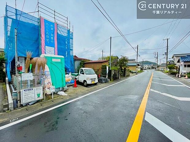 周辺環境や、お客様のご希望に合った物件も一緒にご案内を致します。住宅ローンアドバイザーによるご相談も承ります。当社はお問い合わせに即対応します!お待たせしません!