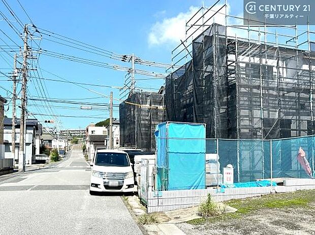 周辺環境や、お客様のご希望に合った物件も一緒にご案内を致します。住宅ローンアドバイザーによるご相談も承ります。当社はお問い合わせに即対応します!お待たせしません!