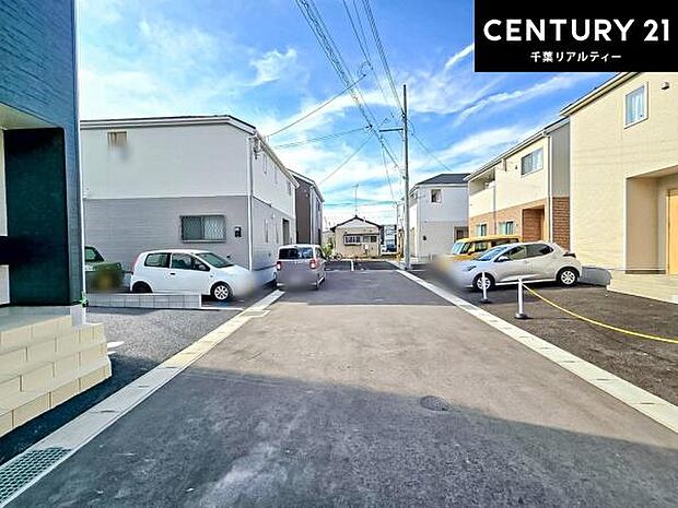 周辺環境や、お客様のご希望に合った物件も一緒にご案内を致します。住宅ローンアドバイザーによるご相談も承ります。当社はお問い合わせに即対応します!お待たせしません!
