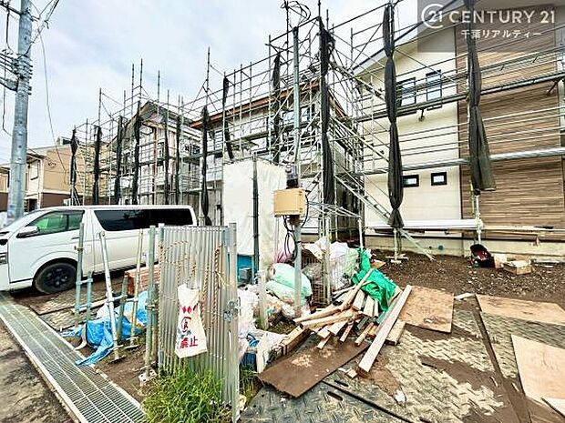 本物件にご興味をお持ちいただけましたら、どうぞお気軽にお問い合わせください。担当スタッフが、丁寧にご案内いたします。