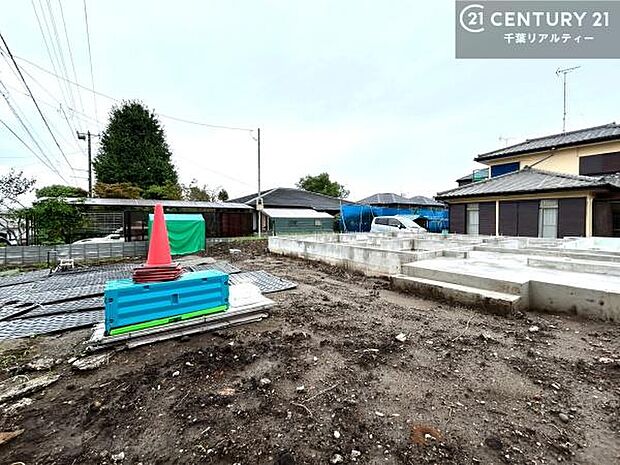 「まずは資料だけ！見学はまだいいかな。」というお客様も大歓迎です！センチュリー21千葉リアルティーは、全てのお客様を全力でサポートさせて頂きます。ぜひ一度、お問合せください。