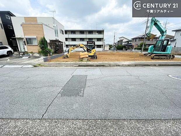 物件探しのご条件・ご要望・ご質問など、何なりと弊社スタッフまでお申し付けください!不動産に関することなら、どのようなことでも誠心誠意対応させて頂きます。