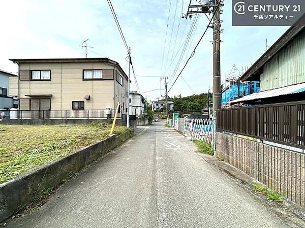 周辺環境や、お客様のご希望に合った物件も一緒にご案内を致します。住宅ローンアドバイザーによるご相談も承ります。当社はお問い合わせに即対応します！お待たせしません！