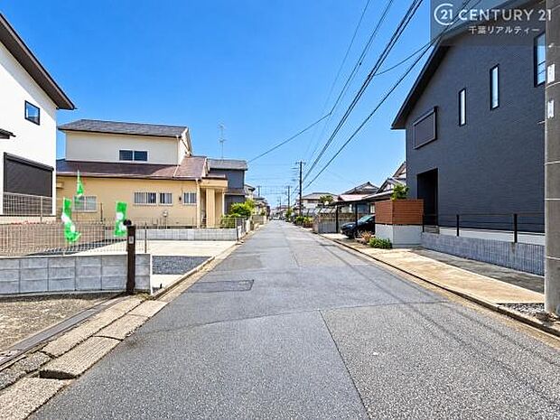 周辺環境や、お客様のご希望に合った物件も一緒にご案内を致します。住宅ローンアドバイザーによるご相談も承ります。当社はお問い合わせに即対応します!お待たせしません!