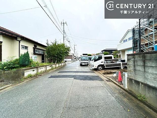 周辺環境や、お客様のご希望に合った物件も一緒にご案内を致します。住宅ローンアドバイザーによるご相談も承ります。当社はお問い合わせに即対応します!お待たせしません!
