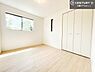 子供部屋：掃き出し窓がないお部屋は、お子様のお部屋としても安心です！収納スペースも充実しているので散らかったお部屋をサッと片付けられます！