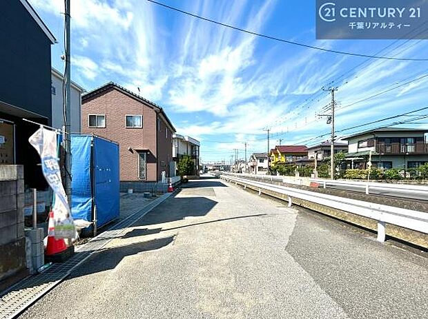 周辺環境や、お客様のご希望に合った物件も一緒にご案内を致します。住宅ローンアドバイザーによるご相談も承ります。当社はお問い合わせに即対応します!お待たせしません!