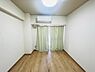 洋室：AI加工により家具撤去後のイメージに仕上げています。