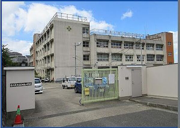 東大阪市立石切東小学校まで639m