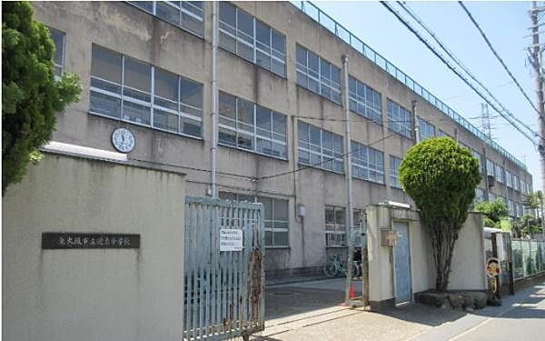 東大阪市立義務教育学校池島学園中学部まで525m